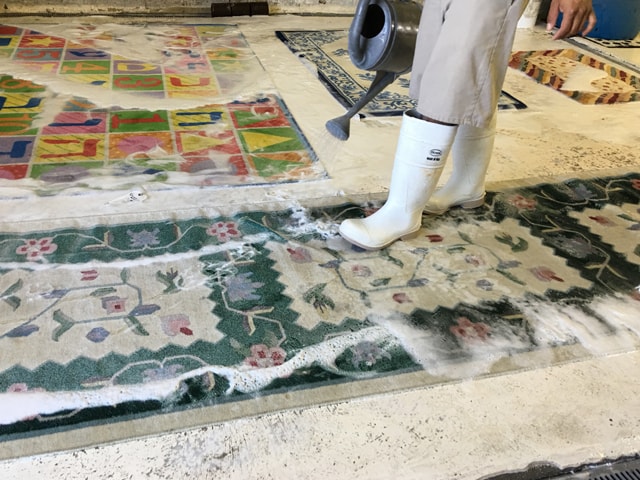 Rug Cleaning Services Process