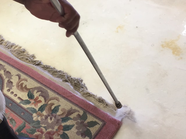 Rug Fringe Cleaning Process